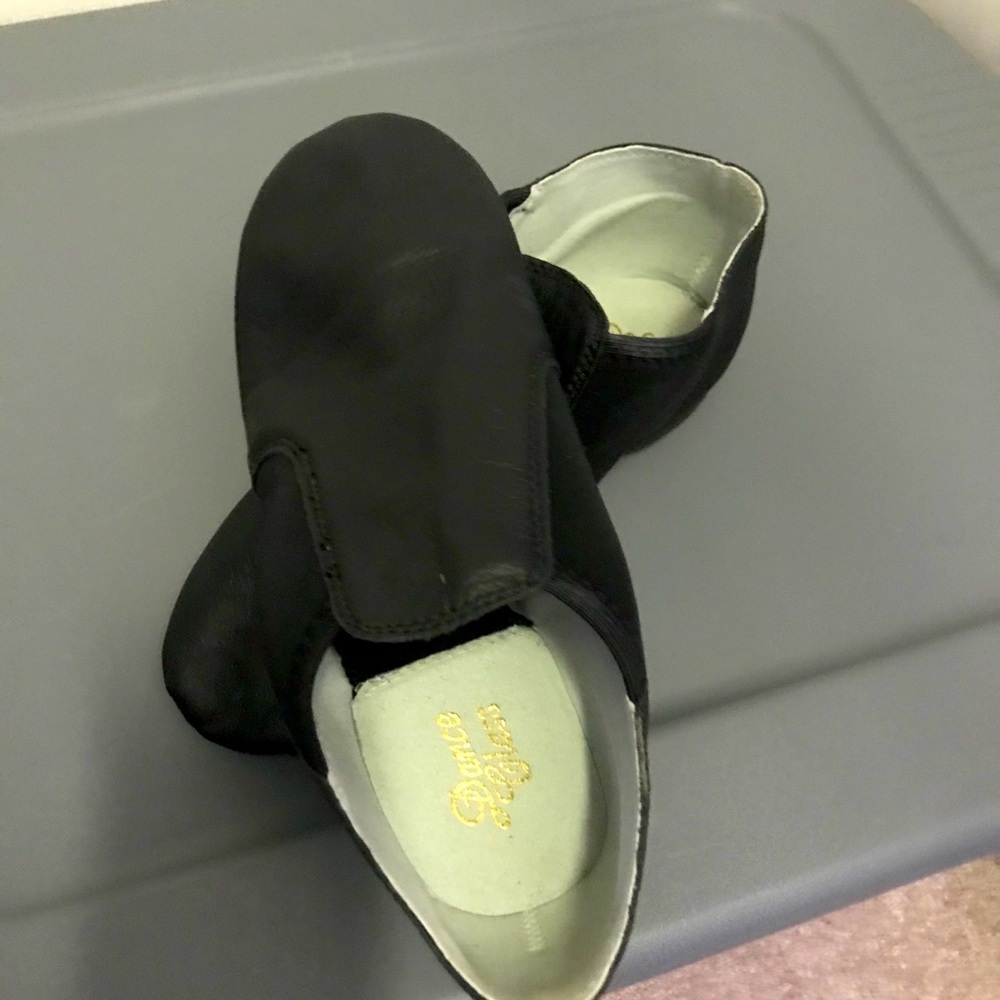 Dance class shoes